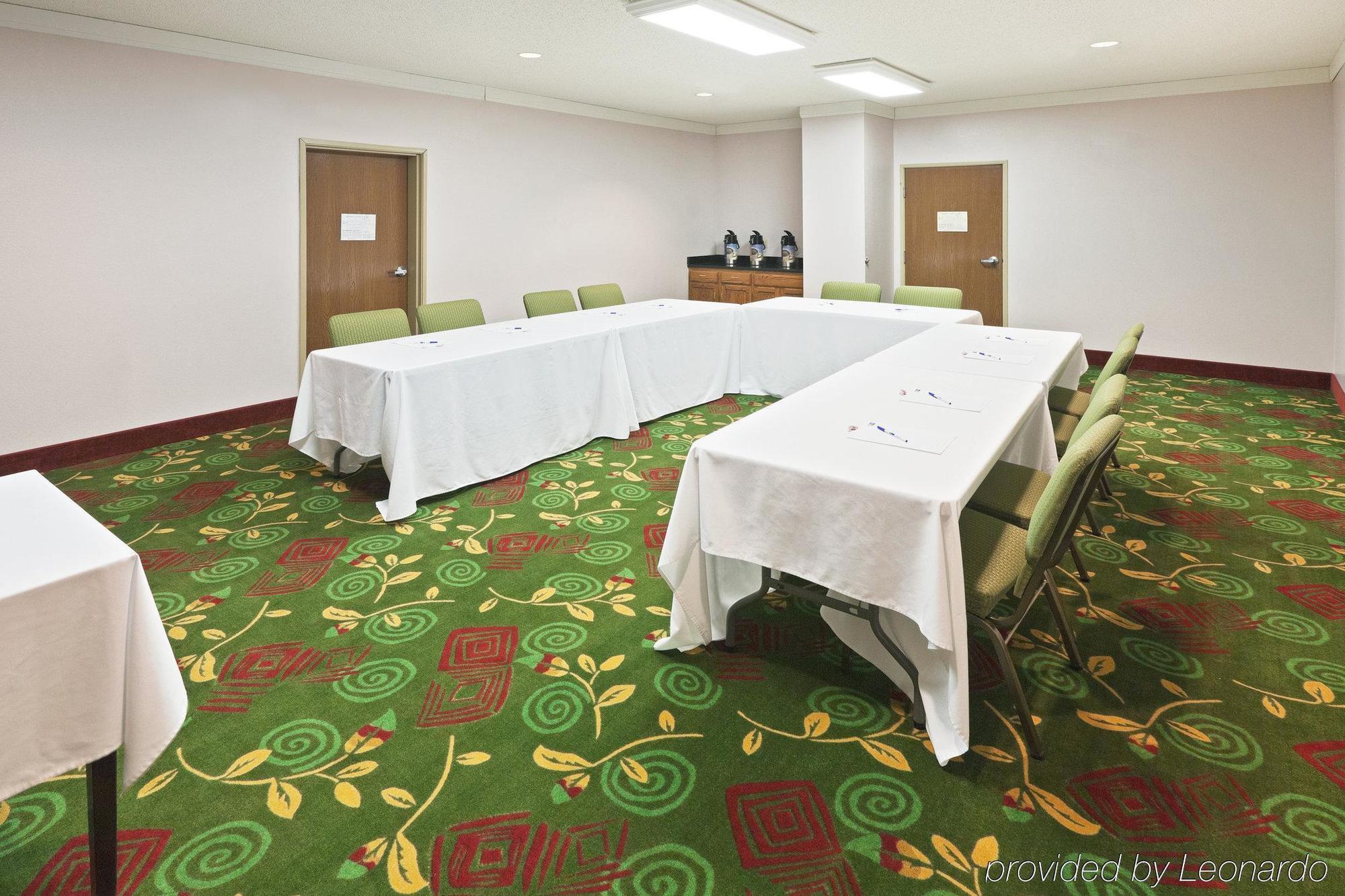 Holiday Inn Express Hotel & Suites Plainview By Ihg Facilities photo